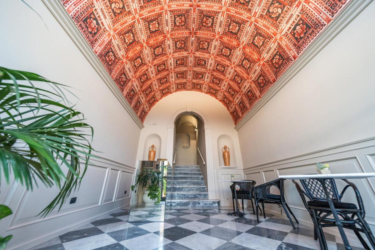 גאליפולי Palazzo Vergine - By Inside Salento מראה חיצוני תמונה
